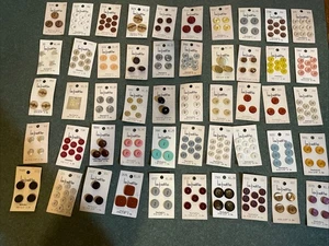 NOS Vintage 50 Card Lot la petite Buttons Blue Red Pink Peach Tan Green Lot#8 - Picture 1 of 5