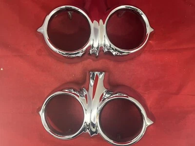 Chevrolet Bel Air/Biscayne/Impala 1958 biseles de luz de estacionamiento (par) Foto 1 de 4