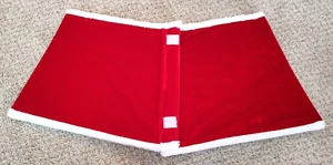 Tree Skirt Short Fur Red with White Edge Foldable - Picture 1 of 5
