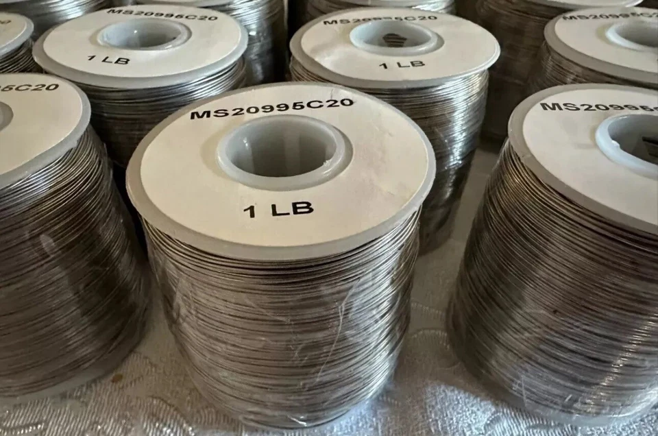 全新 航空线轴 302/304 不锈钢安全锁线 MS20995C20 4 卷 — 第 1/1 张图片