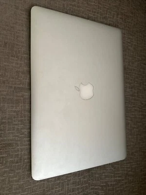 Ноутбук Apple MackBook Air A1466 13,3 дюйма - Изображение 1 из 4
