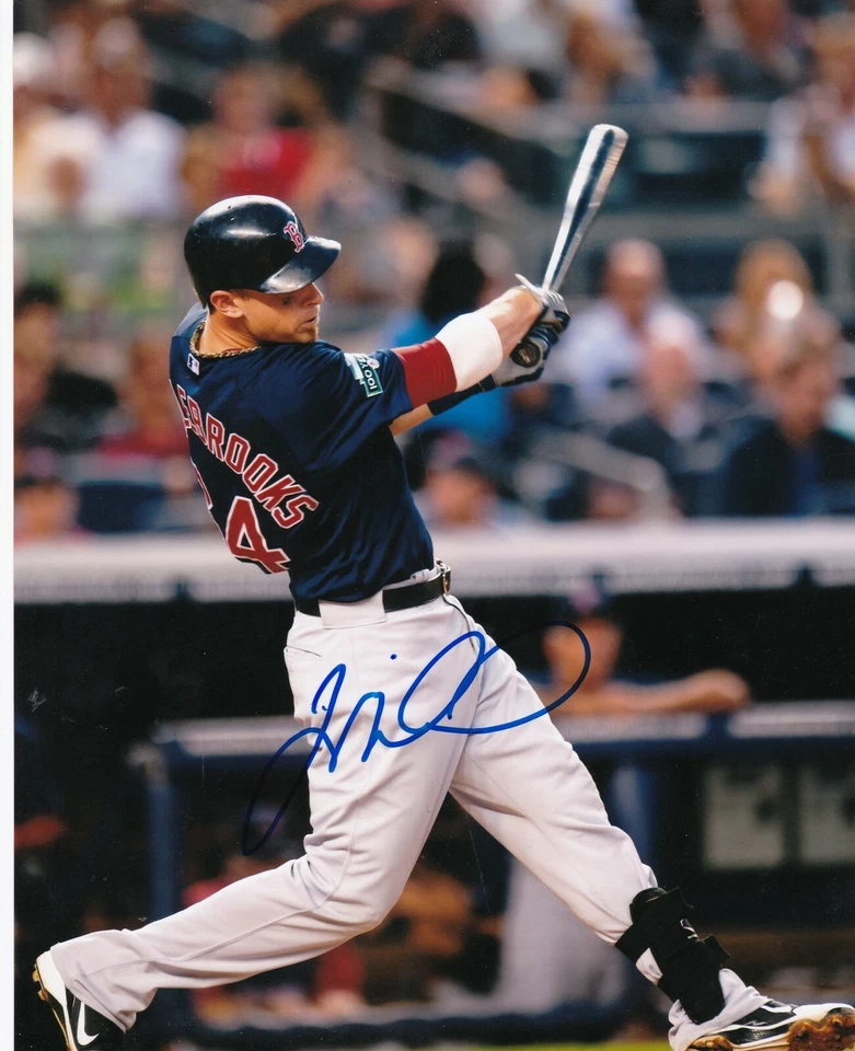 WILL MIDDLEBROOKS   BOSTON RED SOX   ACTION SIGNED 8x10 - Image 1 of 1
