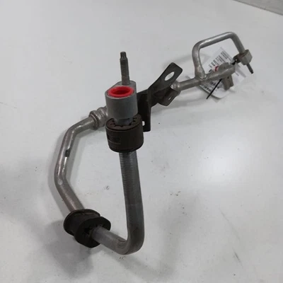 Línea de manguera de aire acondicionado Ford Explorer 2016 2017 2018 2019 Foto 1 de 4