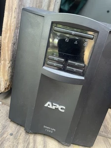 APC Smart-UPS 1500 - Picture 1 of 3