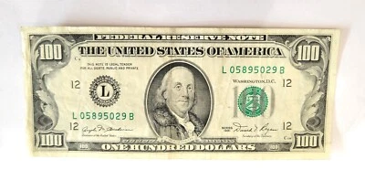 1981 One Hundred Dollar Bill $100 Federal Reserve Note, Serial # L05895029B - Image 1 of 2