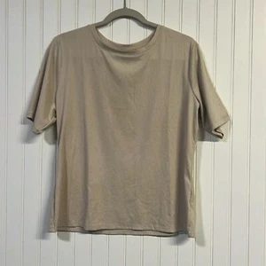 T-shirt manica corta Nine West morbida filata PXL beige neutro a costine - Foto 1 di 3
