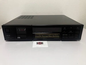 AKAI GX-9 Top of the Line mazzo cassette stereo a 3 teste funzionante spedizione gratuita - Foto 1 di 4