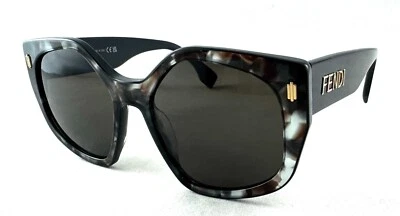 Gafas de sol FENDI FE401017 FE 40017I 55E negras/blancas 55-19-145 Foto 1 de 4