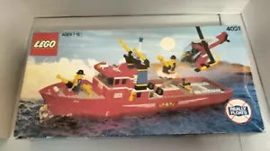 Vintage LEGO Set 4031 Fire Rescue Boat 100% Complete with/ Box & Instructions - Picture 1 of 17