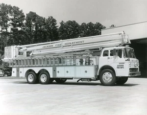 Jackson TN Snorkel 2 Ford C 85' Snorkel 8x10 B&W Fire Apparatus Photo - Picture 1 of 1