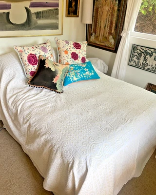 Handmade White & Cream Linen King Sized Coverlet - Image 1 of 4