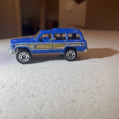 Jeep Grand Wagoneer Matchbox MBX Countryside II '89 azul con paneles de madera  Foto 1 de 4