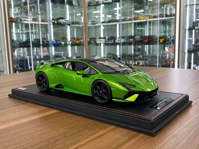 MR Collection Lamborghini Huracan Tecnica  Green – Limited Edition [ 1/18 Resin] - Image 1 of 4