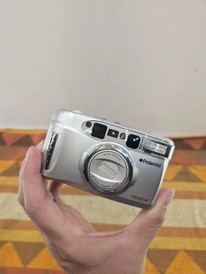 Polaroid Model PZ2300 AF 35mm Film Camera  38-90mm Zoom Point Shoot Lens WORKING - Image 1 of 4