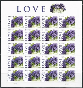Mint US Love Pane of 20 Stamps Scott# 4450 (MNH) - Picture 1 of 1