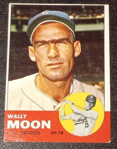 1963 Topps Wally Moon Card - Los Angeles Dodgers - Picture 1 of 2