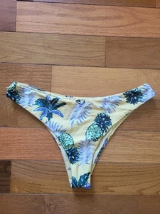 Pineapple/yellow Stripe Reversible Swimsuit Bottom. Size Large - Picture 1 of 10