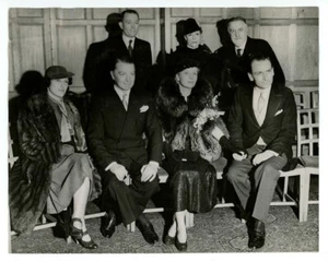 ANN HARDING, WERNER JANSSEN original 1937 news photo ACTORS at their wedding - Picture 1 of 2