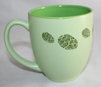 Taza de huellas dactilares abstractas con textura verde primavera 12 oz. Cerámica de gres Foto 1 de 4
