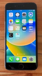 Apple iPhone 8 Plus 256GB Ohne Simlock - sieht aus, funktioniert super - Bild 1 von 19