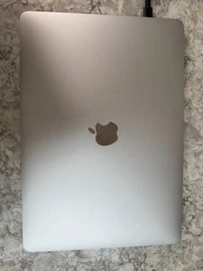 Macbook Pro 13'' 2016 I5 16GB 256GB SILVER - READ DESC - Picture 1 of 3