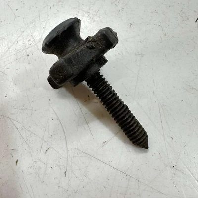 Retenedor Hoodlatch - Polaris XLT Limited 1997 Foto 1 de 4