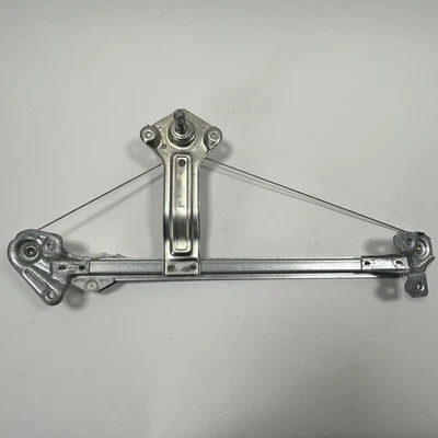 Vauxhall Corsa C Rear Right Window Glass Lift Mechanism Genuine 9114706 - Image 1 of 4