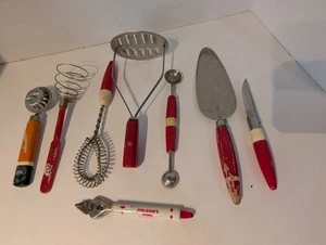 Vintage Red Handles  Kitchen Utensils Wood & Plastic Lot - Picture 1 of 18