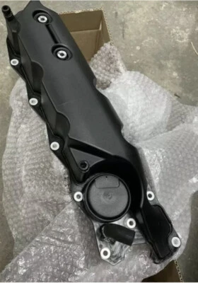 31319643 Genuine Volvo S60 - V60 - XC60 - XC70 - S80 Valve Cover PCV Assembly - Image 1 of 4