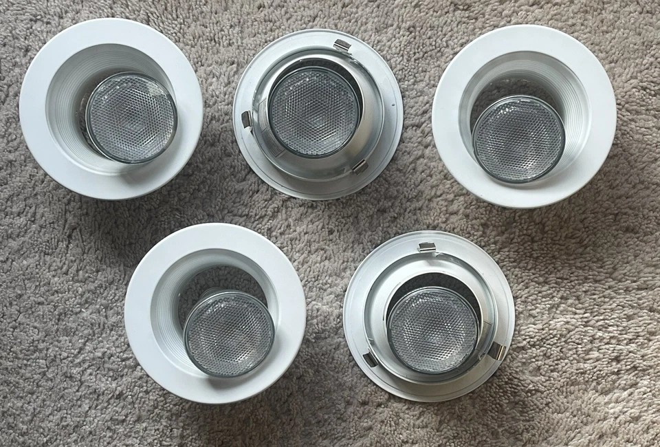 NICOR 4” R20 WHITE BAFFLE TRIM 19502-PHILIPS 7W LED 500 LUMEN DIM PAR 20-QTY 5 - Image 1 of 4