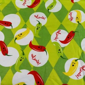 Caliente simpatico peperoncino su tessuto Jo-Ann flanella di cotone spazzolato verde 1 iarda - Foto 1 di 5