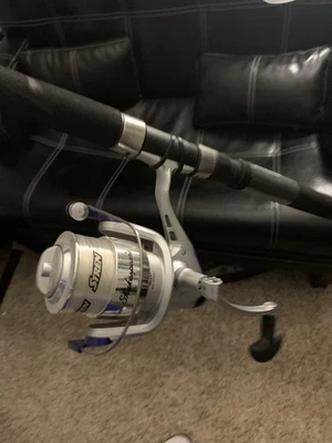 Shakespeare CMF2INSHORE Catch More Fish Inshore Spinning Fishing Reel Rod - Image 1 of 4