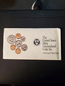 1992 US Mint 10 Coin Uncirculated Set Complete Philadelphia & Denver OGP & COA - Picture 1 of 5