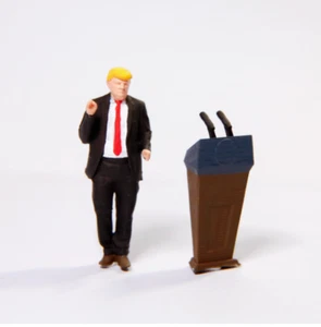 Donald Trump Debate speech character model 1/64 Miniature sand table villain - Picture 1 of 4