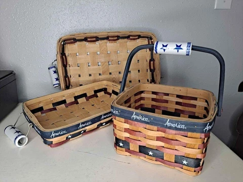 3 Rustic Patriotic America Woven Wood Baskets Ceramic Star Handle Red White Blue Cover