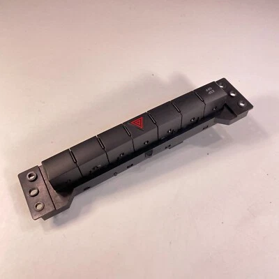 Panel de interruptor de control Jeep Grand Cherokee Hazard ESP 2008-10 P04602793AD Foto 1 de 4