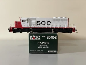 HO Scale Model Trains Kato 37-2805 - SOO Line SD40-2 #787 w/o DB - DCC Equipped - Picture 1 of 8