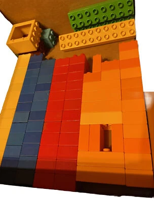 LEGO Bulk Lot - 5 Pounds of Cleaned Genuine Lego - Mixed Parts and Pieces - Image 1 of 4