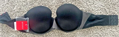 Nuevo con etiquetas Sujetador negro Spanx para mujer copa almohada sin tirantes 34d venta al por menor por $64 Foto 1 de 4