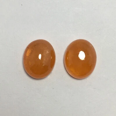 Amazing spessartite garnet oval cabochon gemstone best pair 11.95 carat - Image 1 of 4