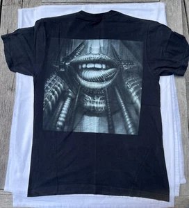 SUPER RARE 2014 Supreme H.R. Giger T-shirt Black Size Medium - Picture 1 of 5