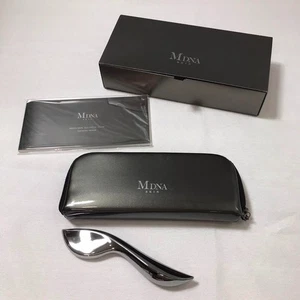 MDNA SKIN MAGNETIC FLOW w/Box Face care,Facial beauty device From Japan - Picture 1 of 10