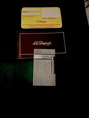 S.T. DUPONT ACCENDINO A PIETRINA LINEA 2 LINEE VERTICALI ARGENTATO 4FK06J28 - Immagine 1 di 4