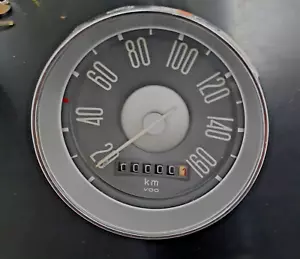 VW Typ 3 Tacho mit 100 Meterzähler komplett überarbeitet mwst. ausweisbar - Picture 1 of 4
