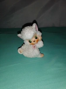 Antike anamorphe 1950er Jahre weiß pelzig Kätzchen Katze Figur mit rosa Blüte - Bild 1 von 5