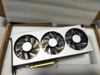 AMD Radeon VII 7 16GB Graphics Card - Image 1 of 4