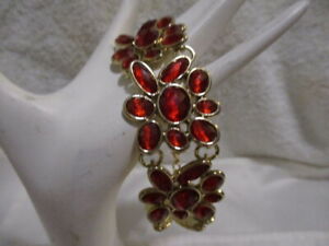 AVON Pop of Red Bracelet Goldtone with Shining Faceted Faux Stones 8 1/4" L 