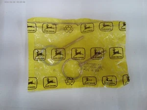 NUOVO IN CONFEZIONE John Deere M115827 LOCK PIN 2 IN CONFEZIONE COMPRALO SUBITO SPEDIZIONE GRATUITA - Foto 1 di 6