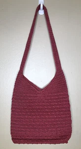 Bolso Cartera The Sak Tejido Crochet Rojo Cierre a Presión 11 x 12 en Satén Forrado en Forma de V - Imagen 1 de 10