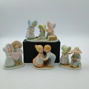 Lot 4 Circle Of Friends By Masterpiece Family Hour Bible Jesus Ceramic Kids - Picture 1 of 24